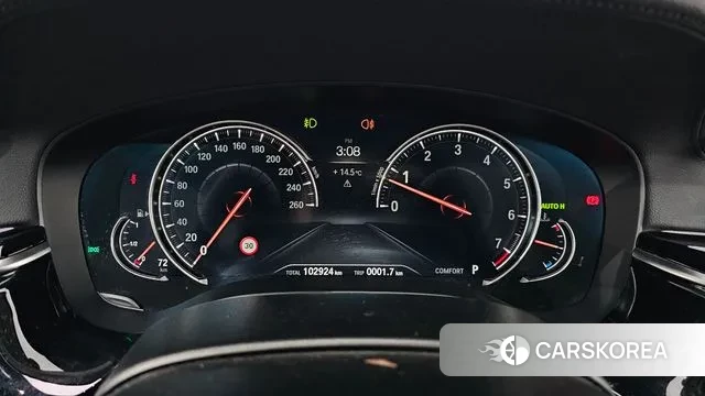 BMW 5 Series (G30) id 3368698 из Кореи 18