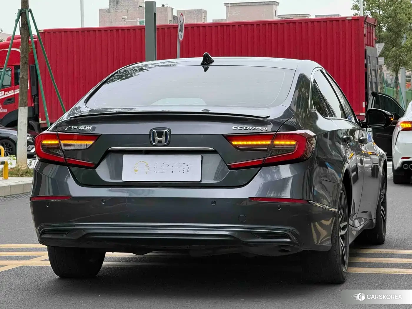 Honda Accord id 4669309 из Китая 8