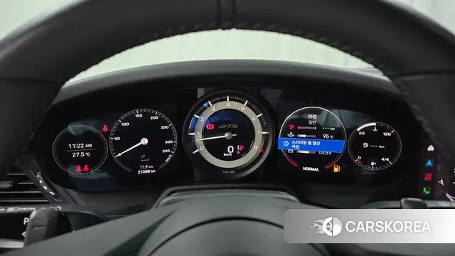 Porsche 911(992) id 3027470 из Кореи 18