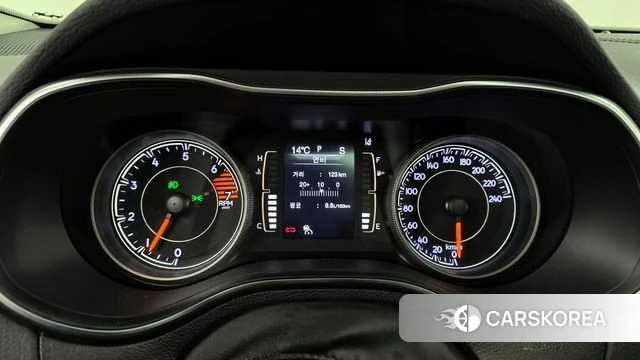 Jeep Cherokee (KL) id 3853392 из Кореи 18