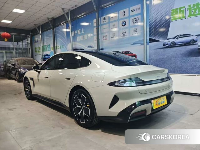 Xiaomi Car Xiaomi SU7 id 3920219 из Китая 8