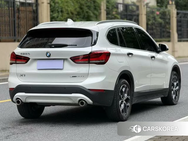 BMW X1 id 4297507 из Китая 8