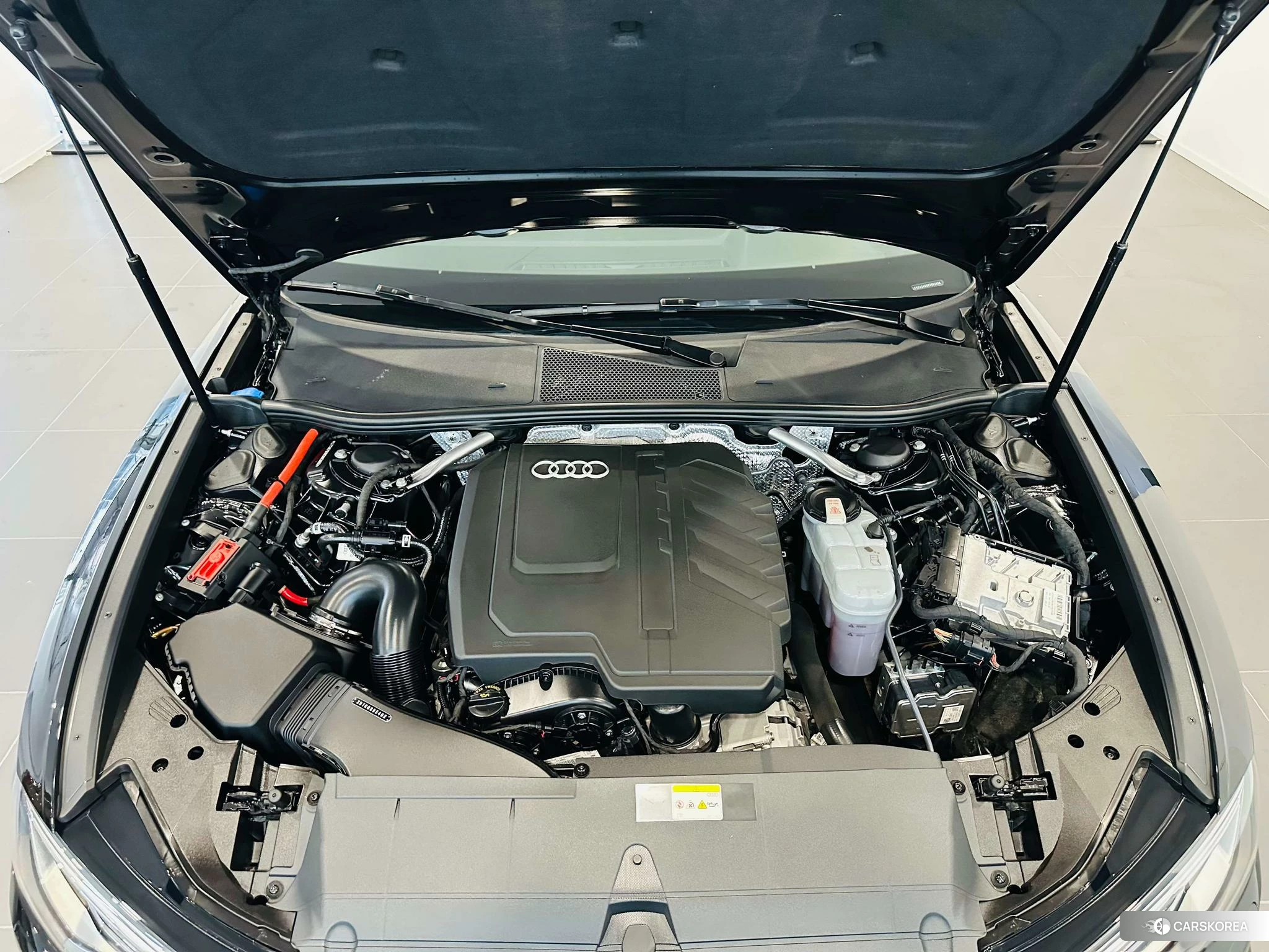Audi A6L id 4455155 из Китая 13