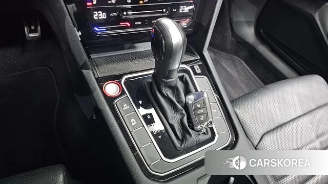 Volkswagen Passat GT (B8) id 3721683 из Кореи 18