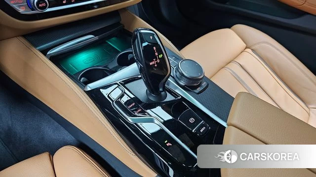 BMW 5 Series (G30) id 4774317 из Кореи 30