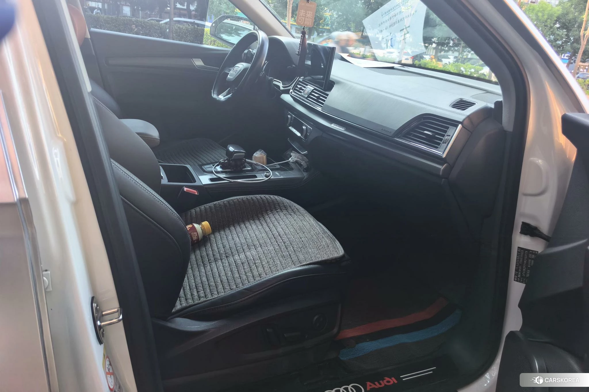 Audi Q5L id 4504862 из Китая 15