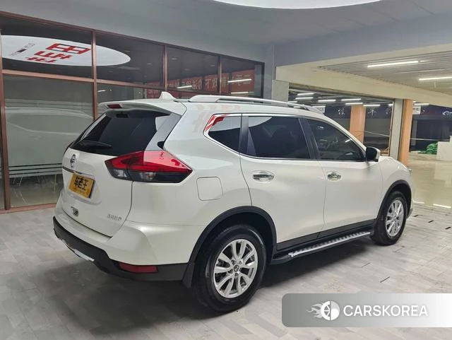 Nissan Qijun id 4253785 из Китая 8