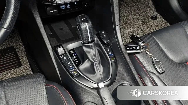 Hyundai Veloster (JS) id 3760655 из Кореи 18