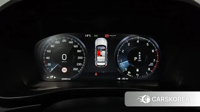 Volvo XC40 id 3459015 из Кореи 18