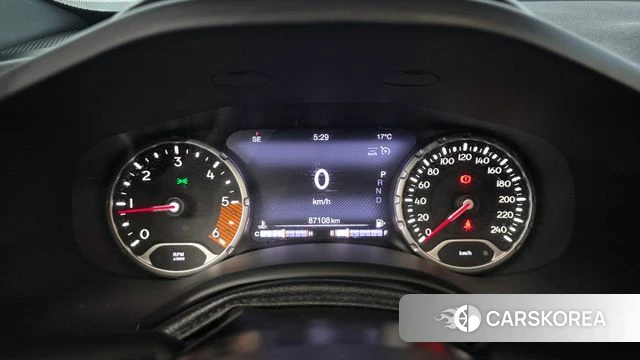 Jeep Renegade id 4180048 из Кореи 18