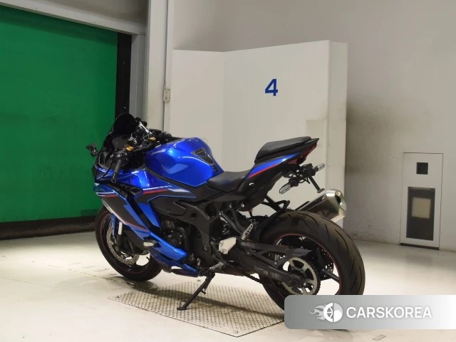 Проданный Kawasaki ZX-4R SE id 4313144 из Японии, фото 8