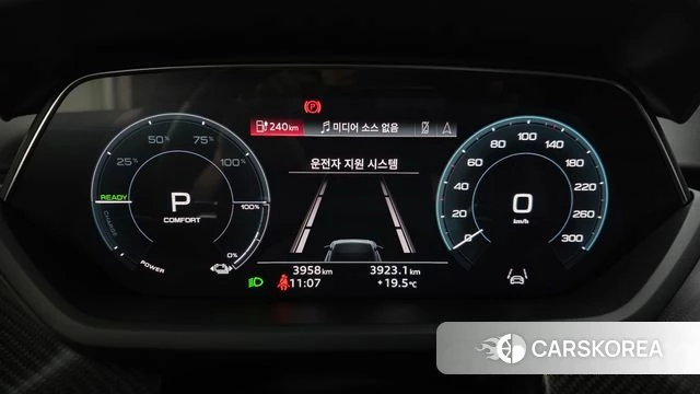 Audi RS e-Tron GT id 4177944 из Кореи 18