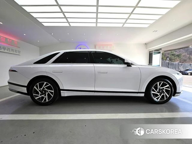 Hyundai Grandeur (GN7) id 3818038 из Кореи 18