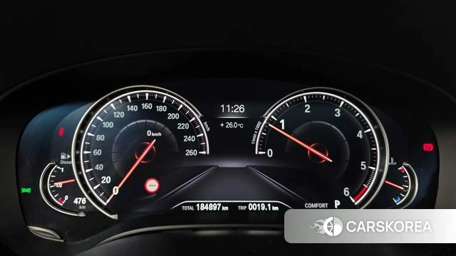 BMW 5 Series (G30) id 4543494 из Кореи 18