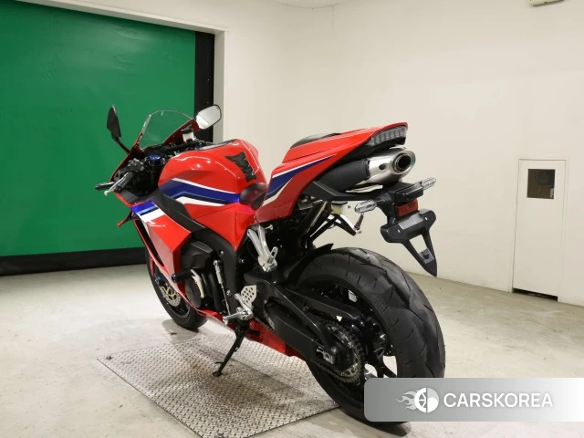 Honda CBR600RR id 4380233 из Японии 8
