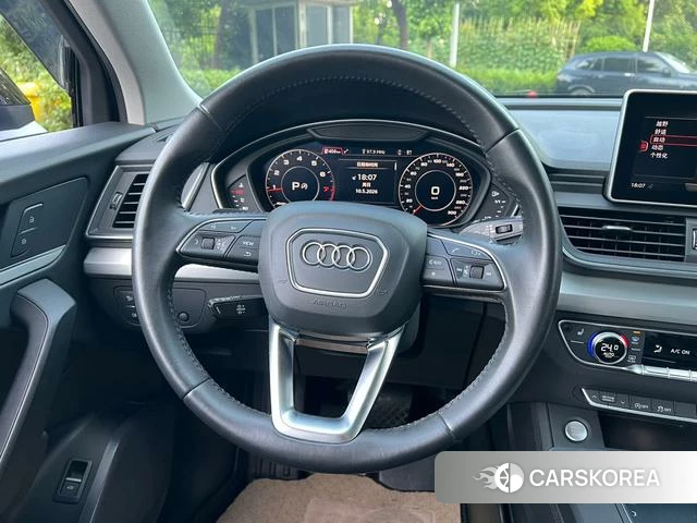 Audi Q5L id 4301244 из Китая 20