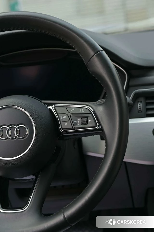 Audi A4L id 4240246 из Китая 22
