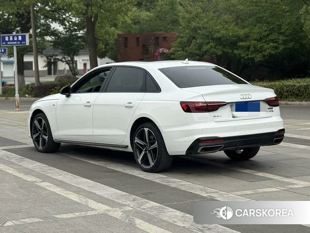 Audi A4L id 4313437 из Китая 16