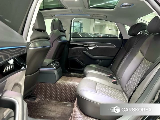 Audi A8 id 4393839 из Китая 8