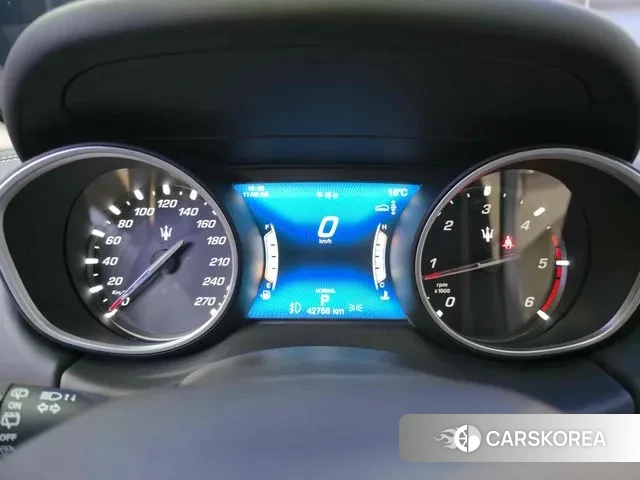 Maserati Levante id 3551851 из Кореи 18