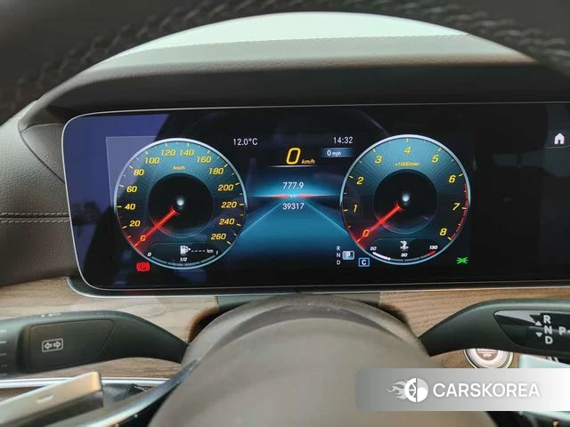 Mercedes-Benz E-class id 4238150 из Китая 20