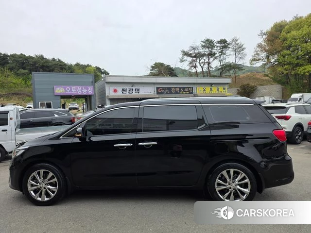 Kia The New Carnival id 4255202 из Кореи 18