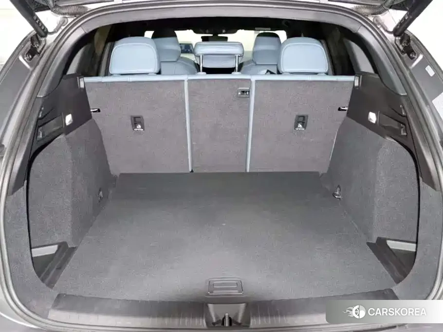 Audi Q6L e-tron id 4583690 из Китая 15