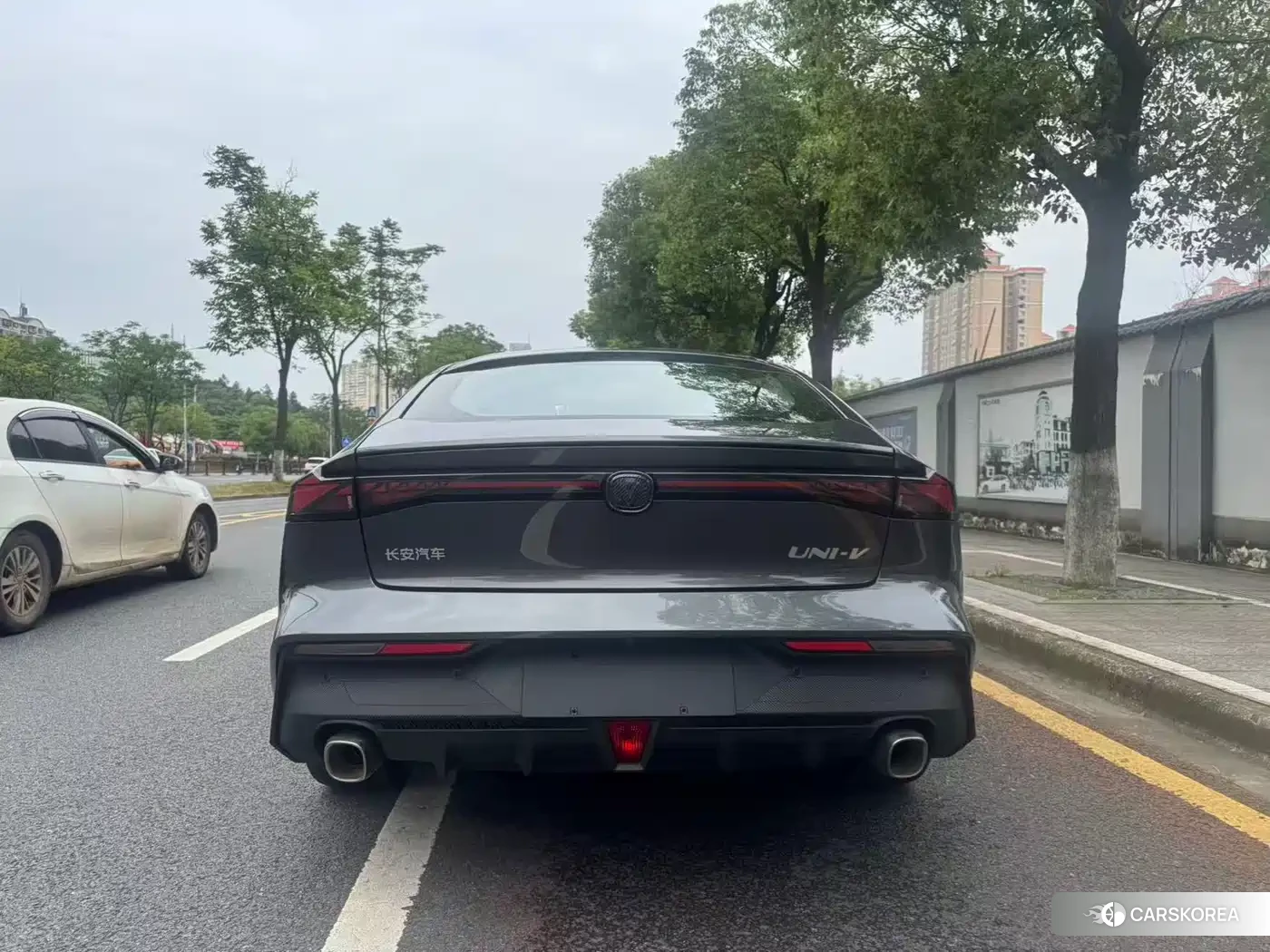 Chang'an Changan UNI-V id 4546007 из Китая 15