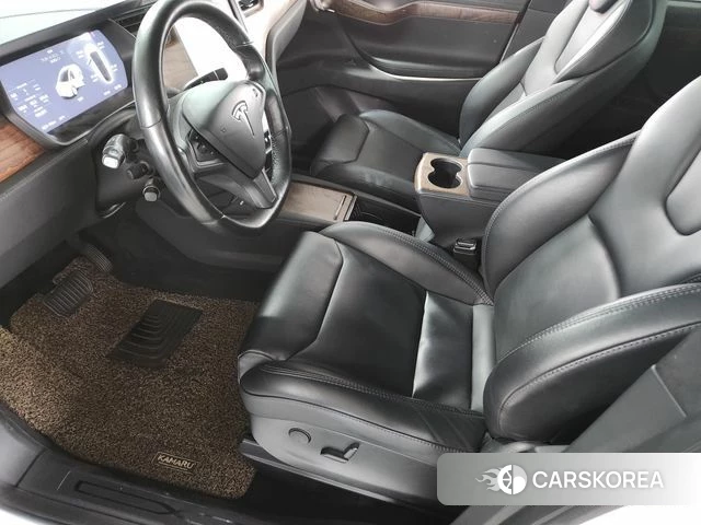 Tesla Model X id 4363247 из Кореи 17