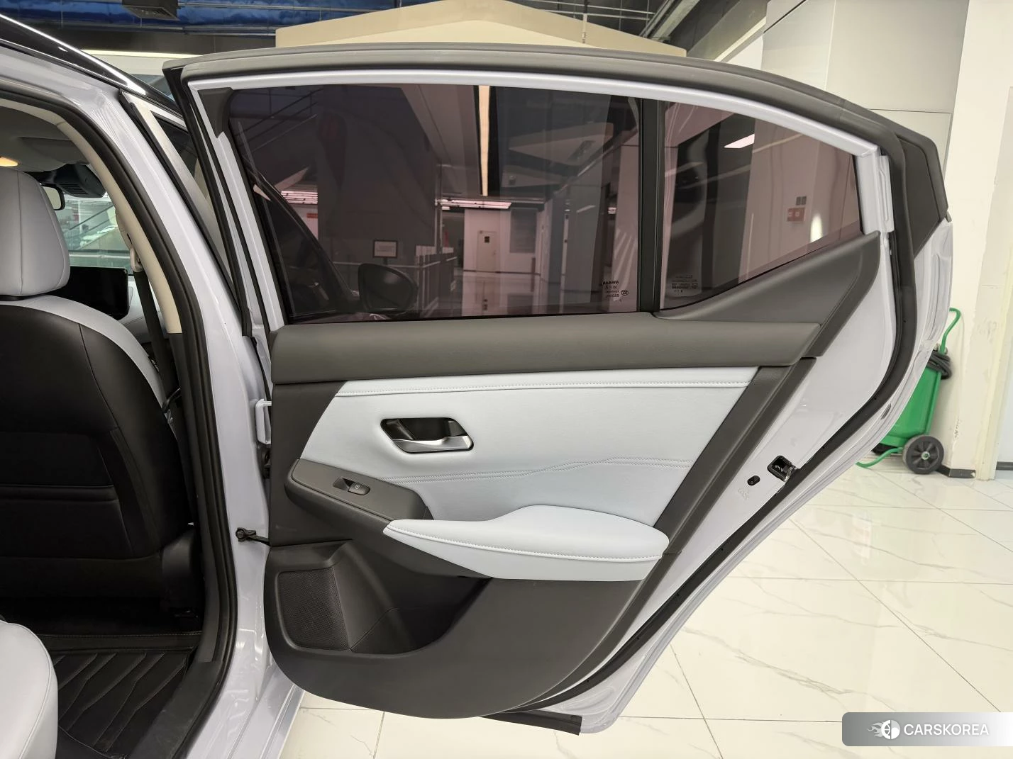 Nissan Xuan Yi id 4510975 из Китая 25