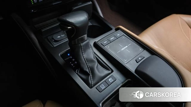 Lexus ES300h 7th generation id 4232928 из Кореи 32