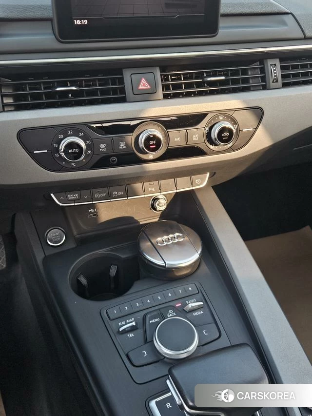 Audi A4L id 4212541 из Китая 13
