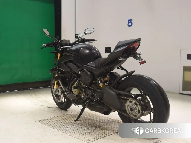 Ducati STREETFIGHTER V4 S id 4365524 из Японии 8