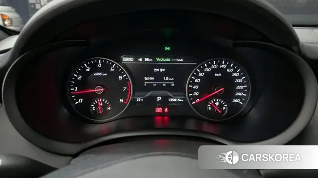 Kia Stinger id 3060935 из Кореи 18