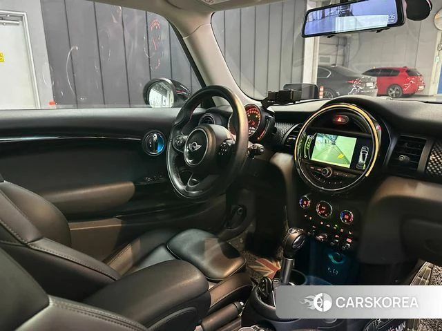 Mini Cooper S id 4345779 из Кореи 17