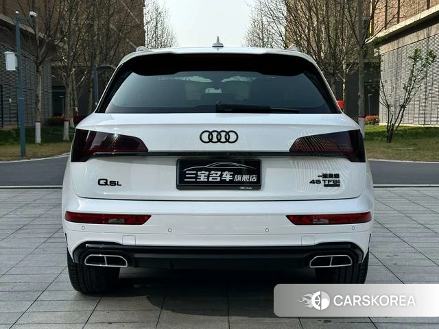 Audi Q5L id 4275994 из Китая 13