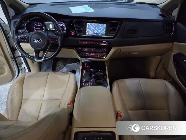 Kia The New Carnival id 3339421 из Кореи 18