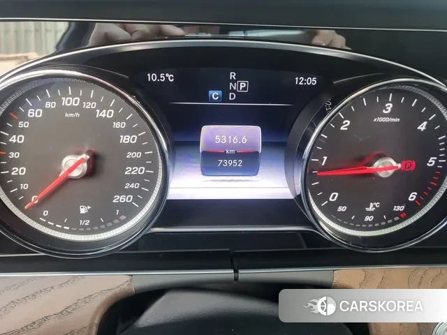 Mercedes-Benz E-Class W213 id 3705935 из Кореи 12