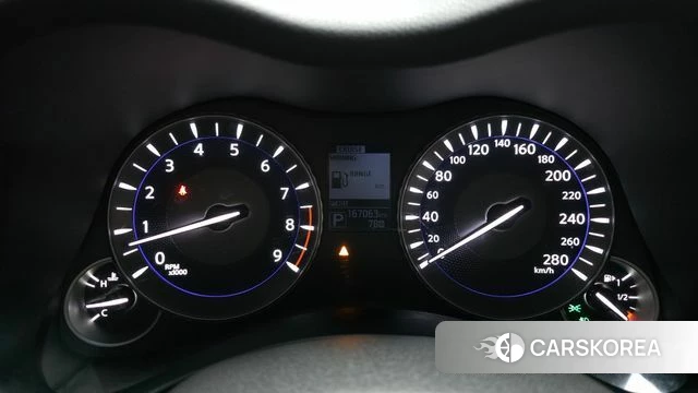 Infiniti Q70 id 3835033 из Кореи 18