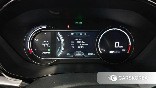 Kia Niro EV id 4524675 из Кореи 32