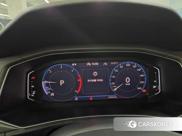 Volkswagen T-Roc id 4529431 из Кореи 18