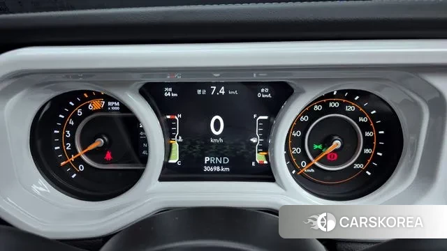 Jeep Wrangler (JL) id 3179935 из Кореи 18