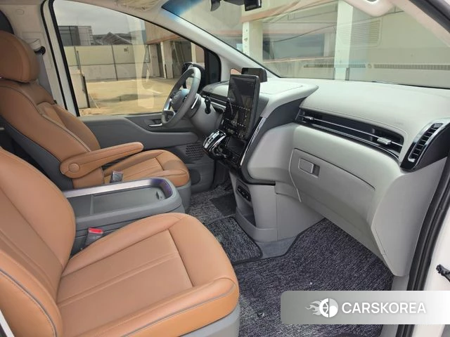 Hyundai Staria id 4359901 из Кореи 17