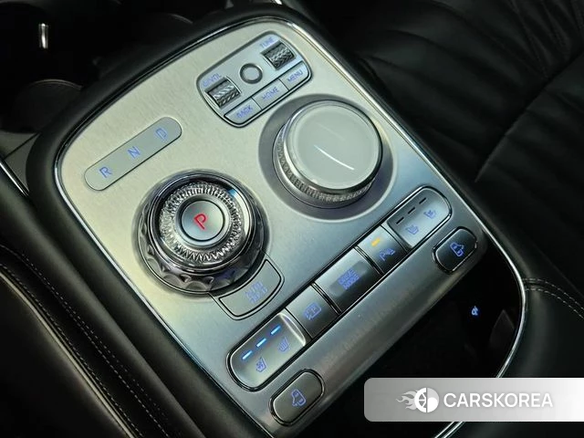 Genesis G90 (RS4) id 4692520 из Кореи 16