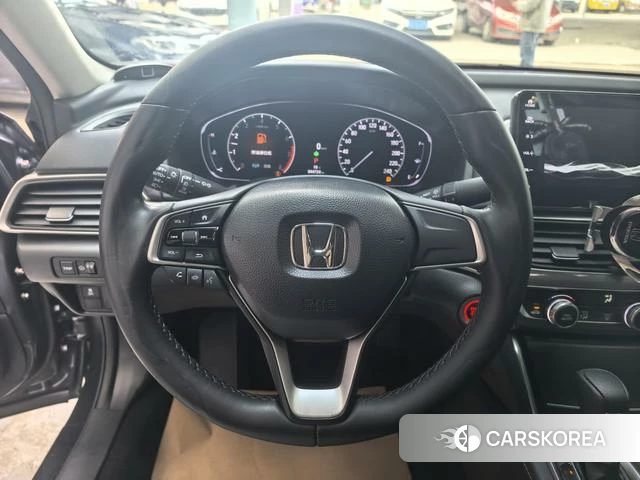 Honda Accord id 4213057 из Китая 13