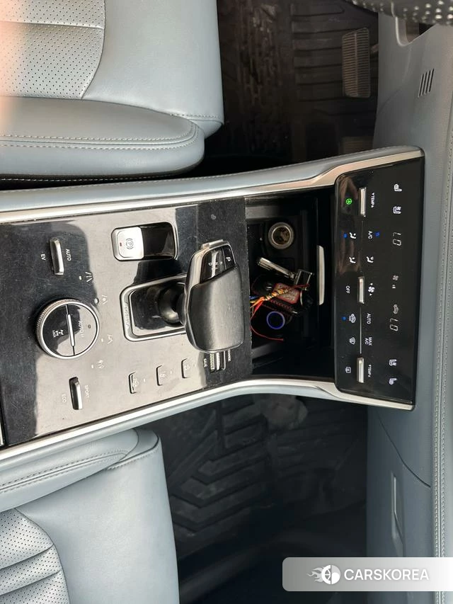 Chang'an CS75 PHEV id 4227272 из Китая 21
