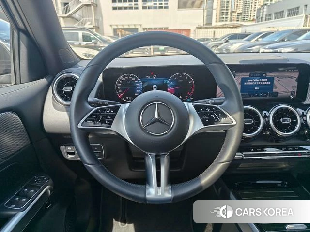 Mercedes-Benz GLB id 4259879 из Китая 15