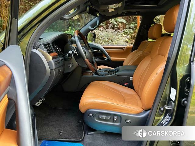 Lexus LX id 4298230 из Китая 18