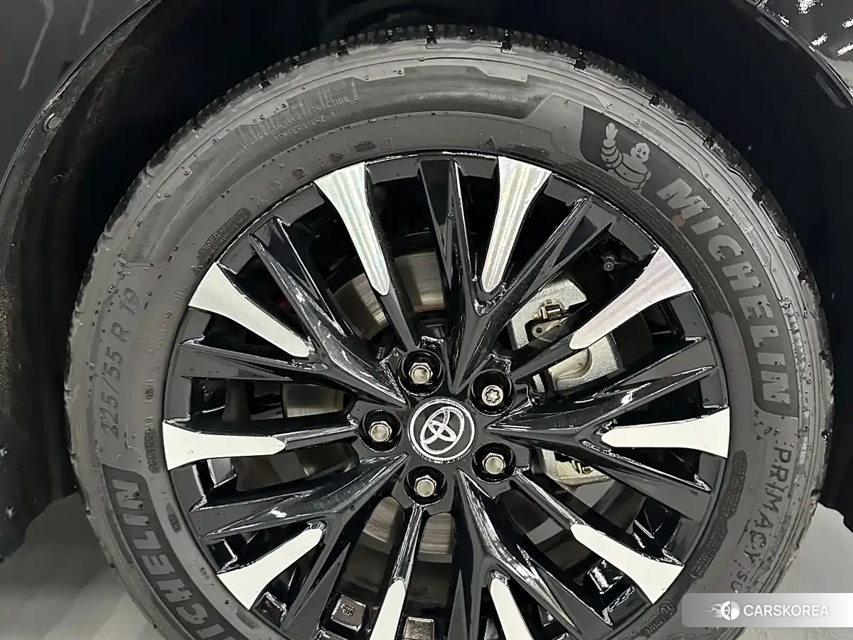 Toyota Elfa id 4679764 из Китая 15