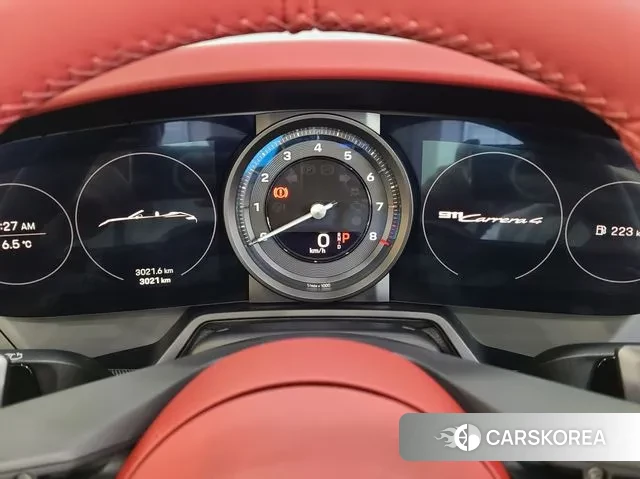 Porsche 911(992) id 3590498 из Кореи 18